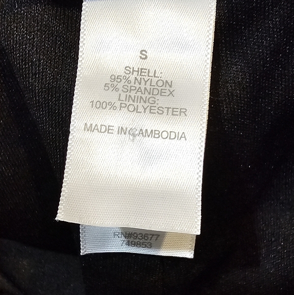 Bisou Bisou - Black Sequin w/ a Soft Polyester Inner Lining​​​​​ - Picture 9 of 9